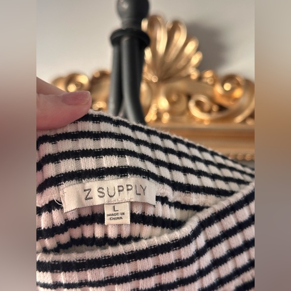 Z Supply Striped Birdie off Shoulder Black and White striped Women's Top - Picture 4 of 8